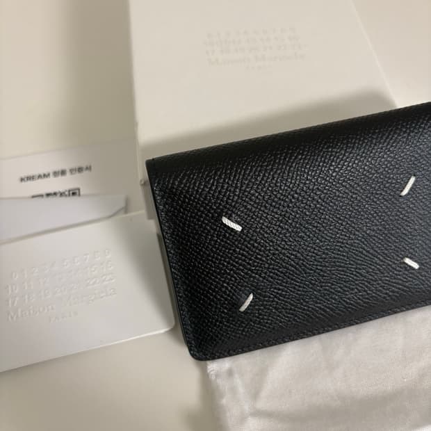 메종 마르지엘라 레더 바이폴드 카드지갑 카드홀더