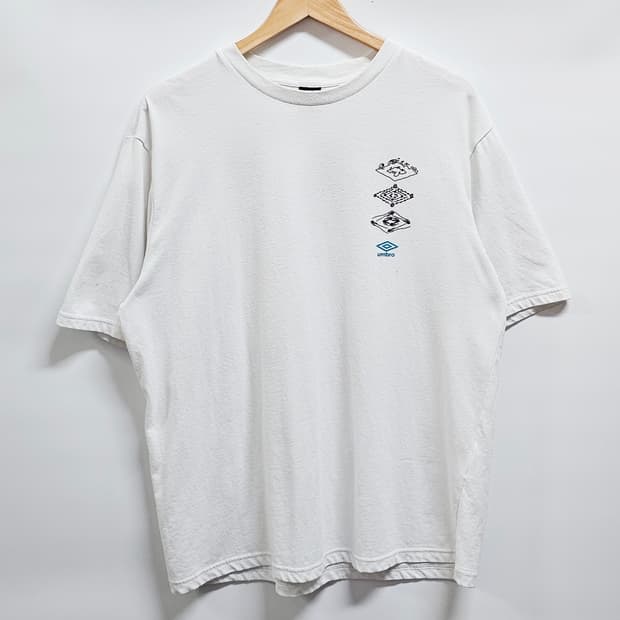 엄브로 반팔티셔츠 100