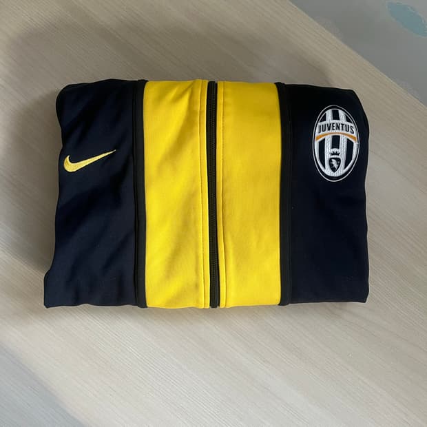 나이키 유벤져스 저지