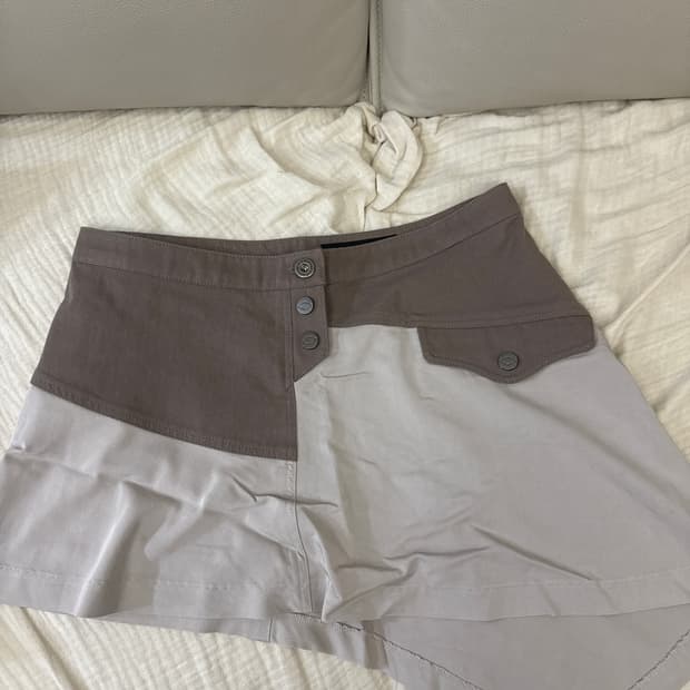 미스치프 스커트