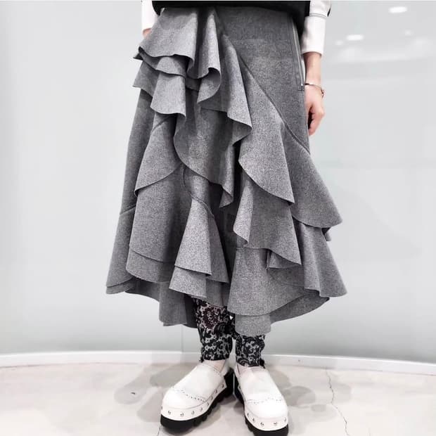 23aw 타오 꼼데가르송 프릴 블랙 울 스커트 m