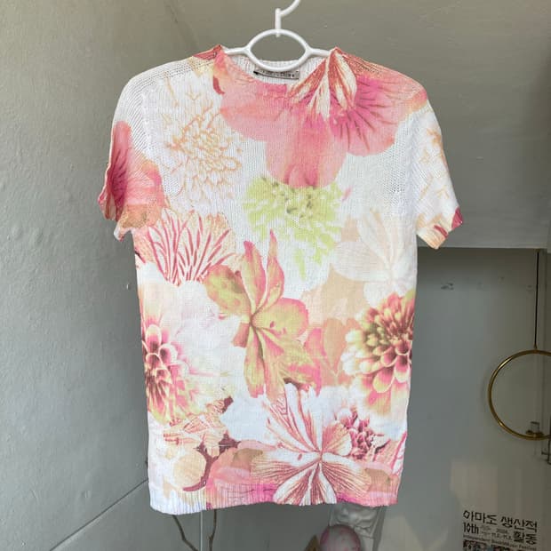 플라워프린트 니트 탑