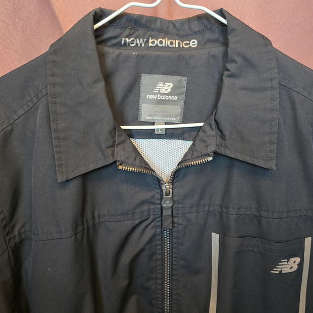 뉴발란스 블랙자켓