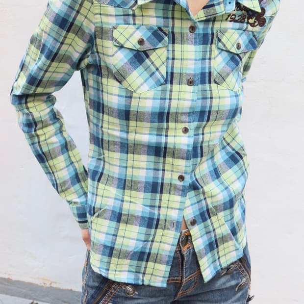 Uniqlo x Mickey shirts 유니클로 x 미키마우스 체크셔츠