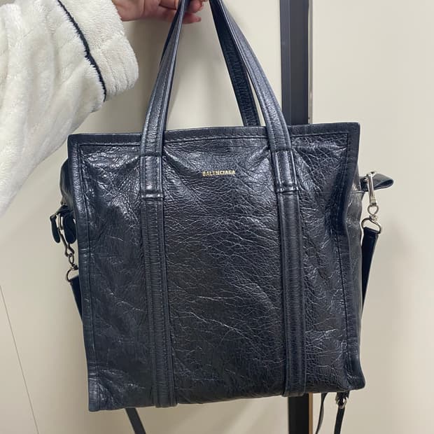 발렌시아가 바자백 s 블랙