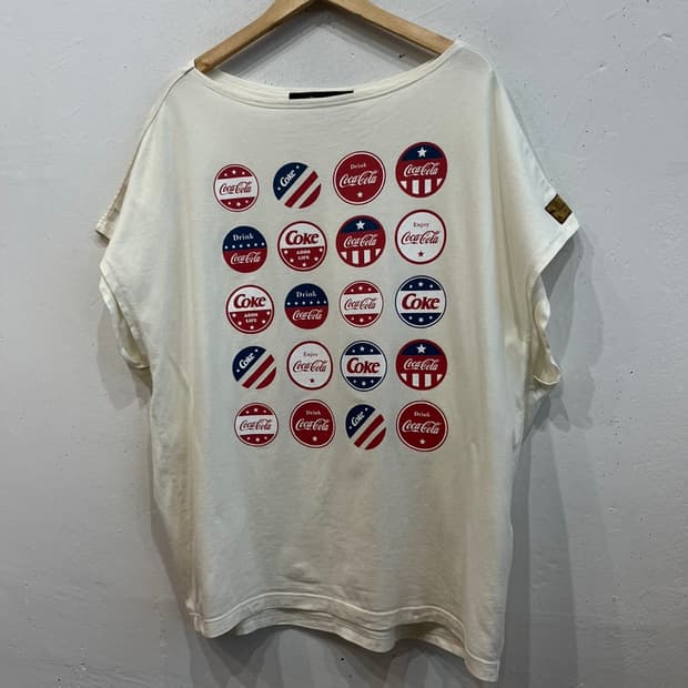 메르시보꾸 코카콜라 루즈핏 티셔츠 탑 Made in JAPAN