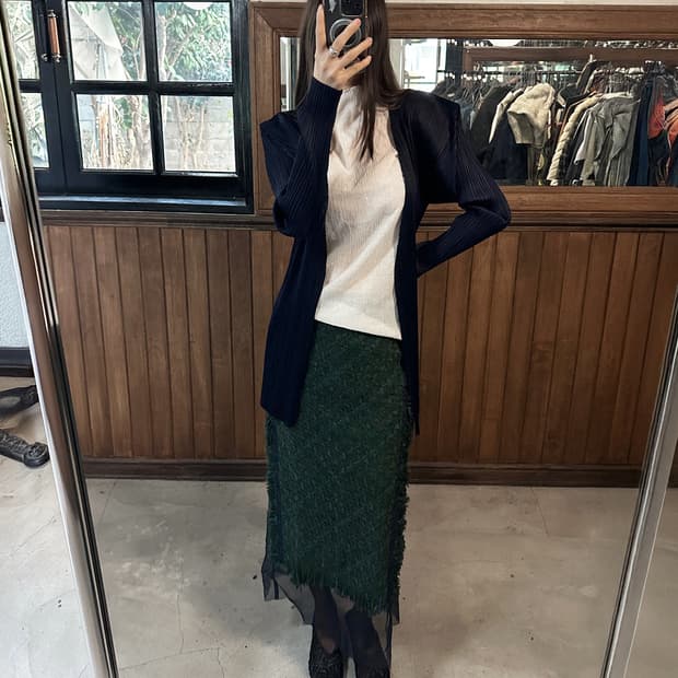 PLEATS PLEASE navy cardigan