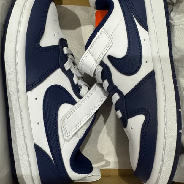 나이키 키즈 운동화 (코트버로우)