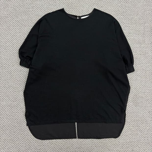 오드리앤존워드 하프 티셔츠 v3082