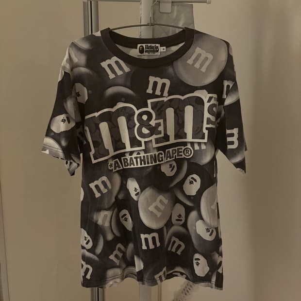 (정품) 베이프 x m&m 반팔 티셔츠