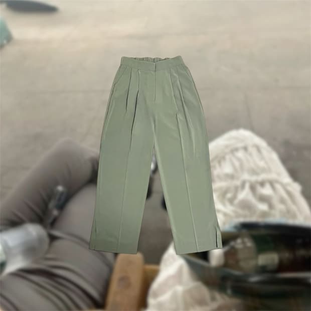 pin-tuck slacks