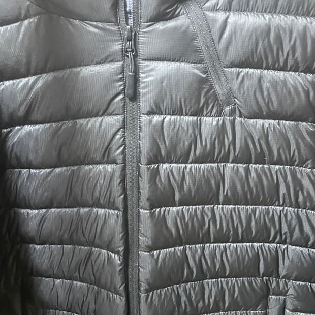 산산기어 서픽스 블랙 23fw 3사이즈 판매합니다