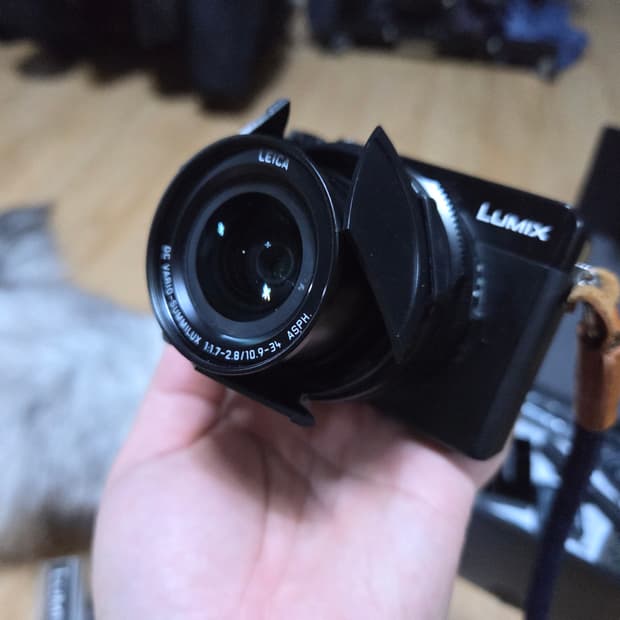 파나소닉 루믹스 LX 100M2 판매합니다