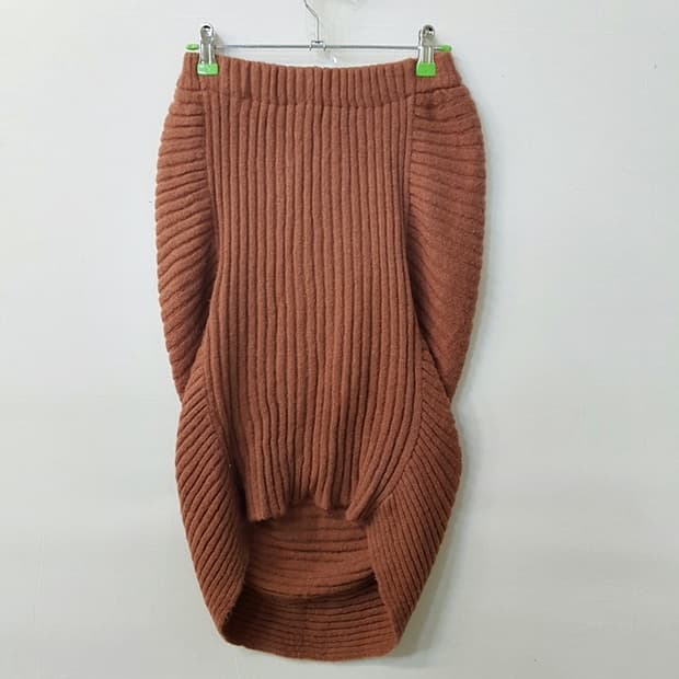 이세이미야케 울 믹스 니트 밴딩 스커트