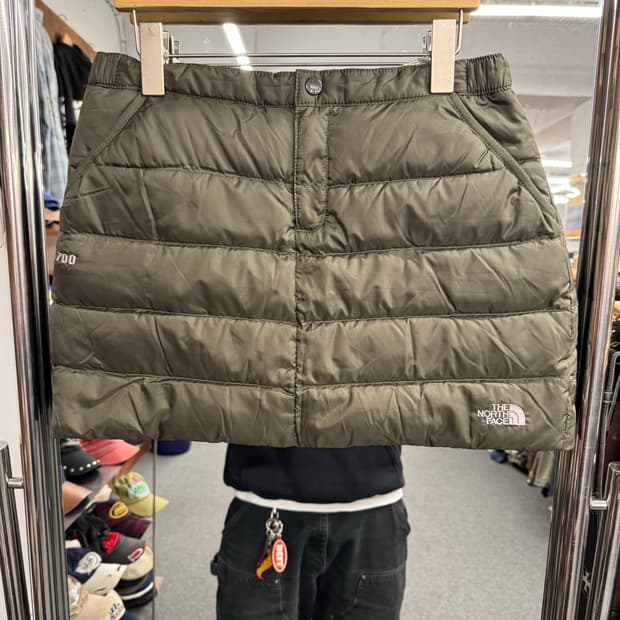노스페이스 700 카키 패딩 스커트