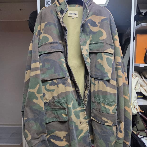 이지시즌4 카모 필드자켓