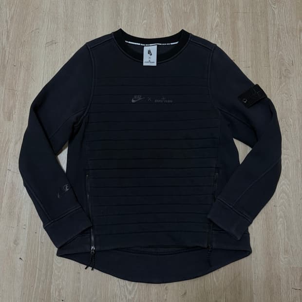 나이키 스톤아일랜드 와펜 테크팩 맨투맨 L/100 