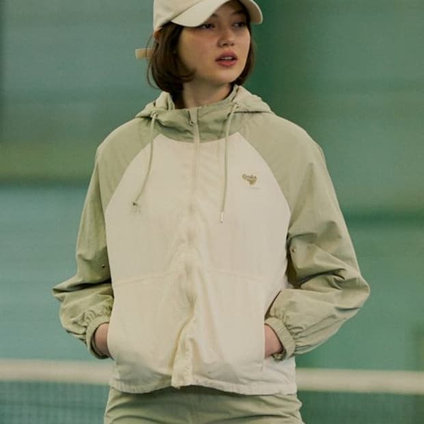 Gola 골라 여성 크롭 바람막이 S