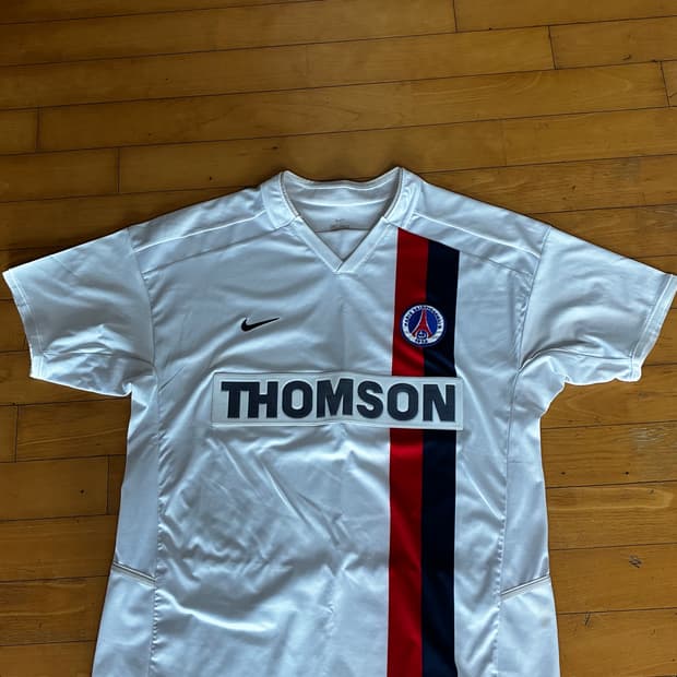 Paris Saint-Germain 02/03 Away