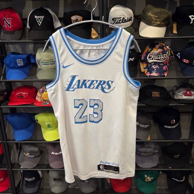  [NIKE] LA 레이커스 르브론 제임스 '로어 시리즈' 저지 (S)