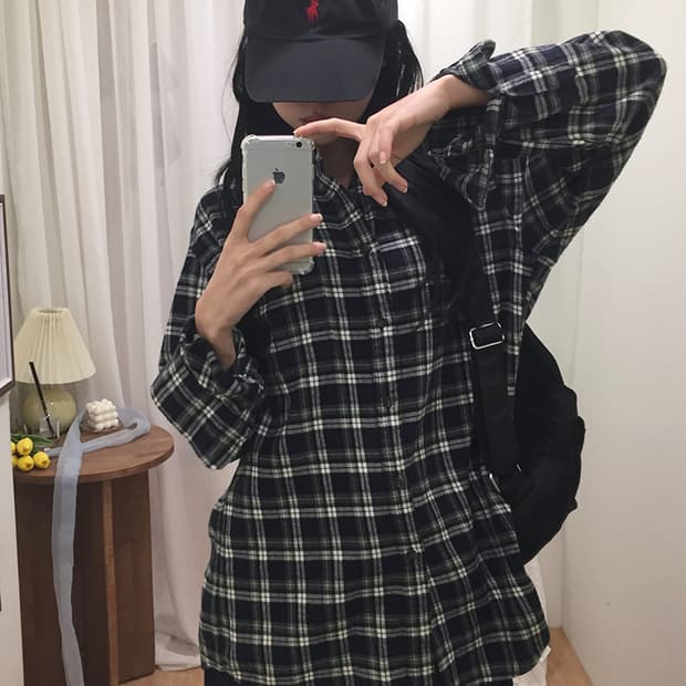 여성 유니클로 기모체크 셔츠 100