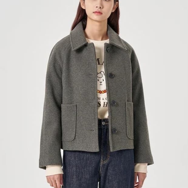 에잇세컨즈 아웃포켓 숏코트