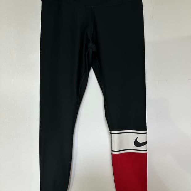 나이키 드라이핏 레깅스 S 블랙/레드