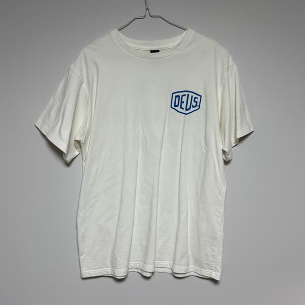 데우스 엑스 마키나 반팔