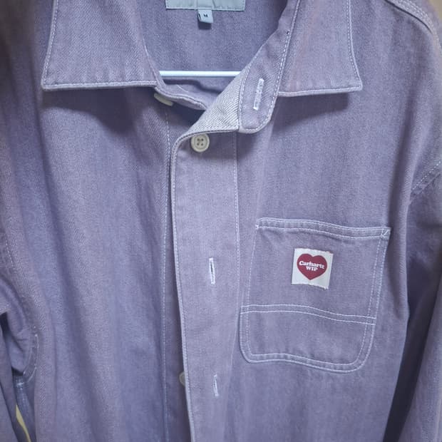 칼하트 저번시즌 내쉬셔츠입니다 