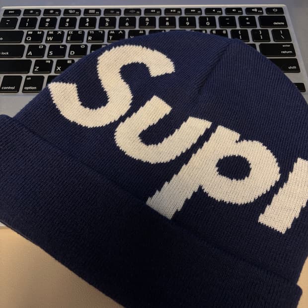 슈프림 빅 로고 비니 네이비