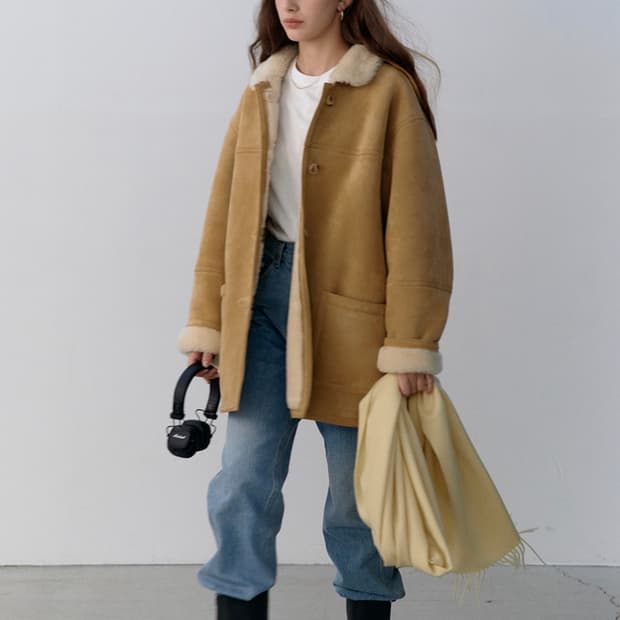 모데스트무드 런던 무스탕 베이지