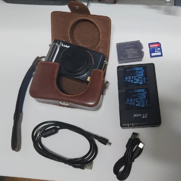 파나소닉 루믹스 DMC-LX3 카메라 + 액세서리