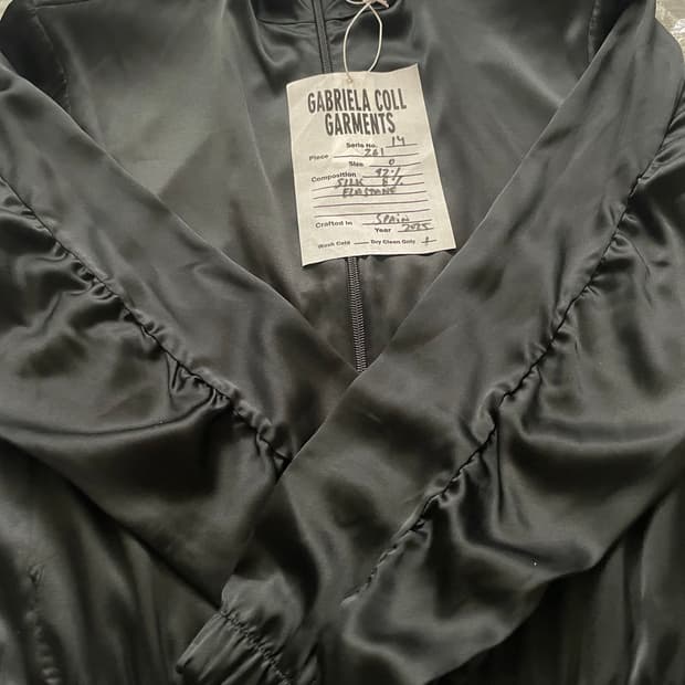(하루만이가격) 가브리엘라 콜 가먼츠 NO.261 실크 자켓