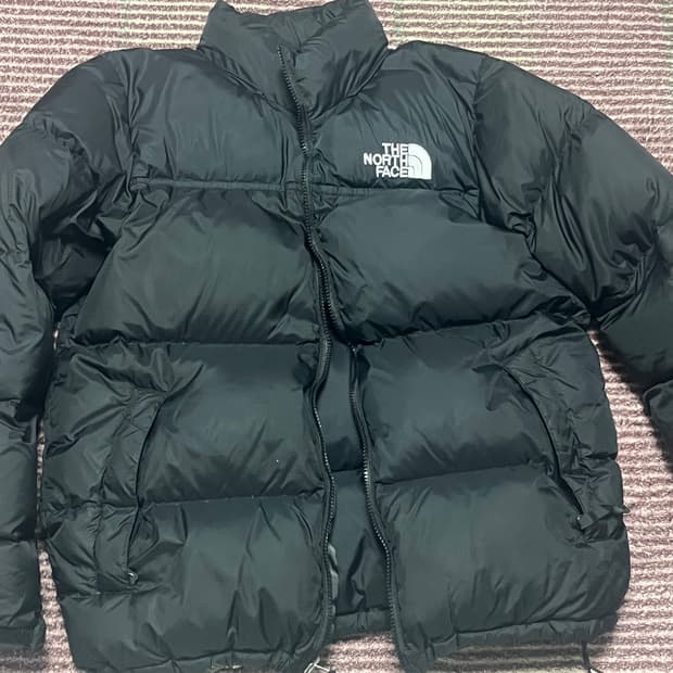 노스페이스 패딩 눕시 700 L 사이즈