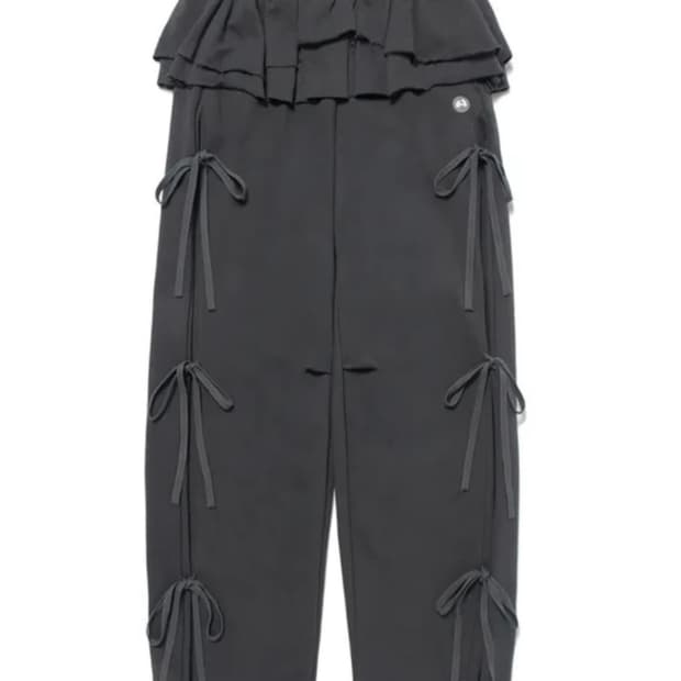 허그유어스킨 프릴 스커트 조거 팬츠