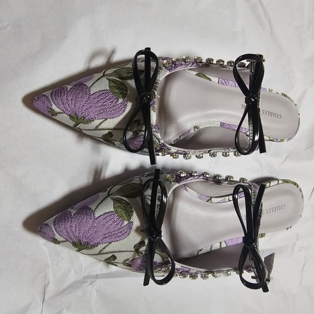 찰스앤키스 슬링백 35