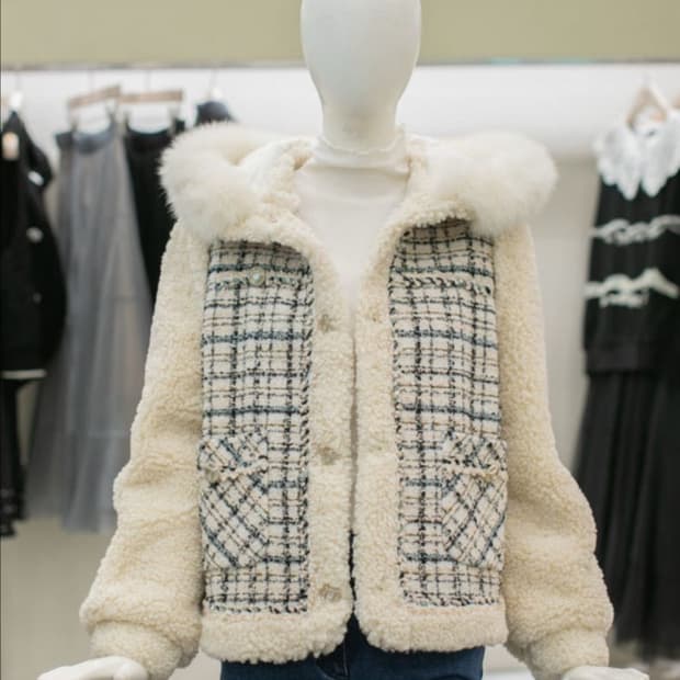 O2nd 오즈세컨 한섬 여성 트위드 여우털 자켓