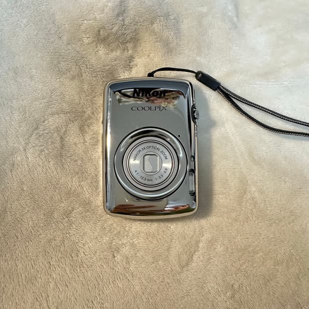니콘 쿨픽스 s01 디카/디지털카메라 