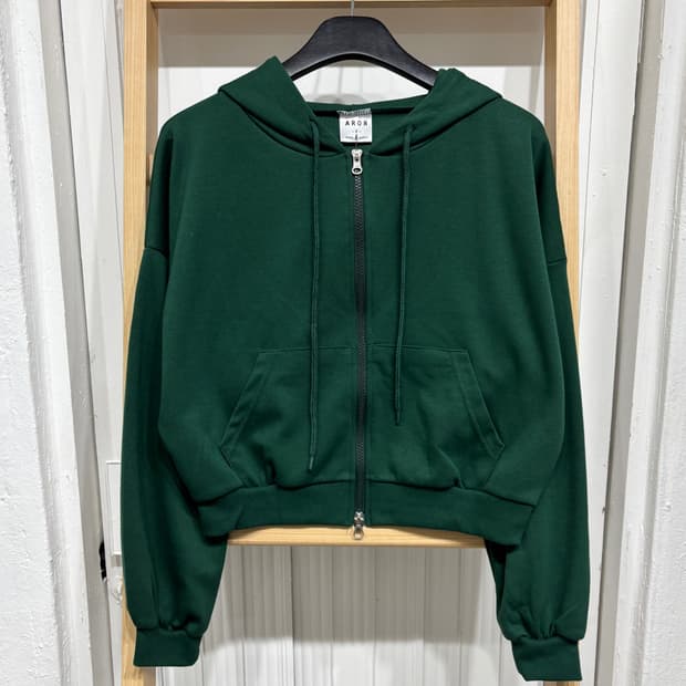 [새상품] 쭈리 여성 크롭 후드집업