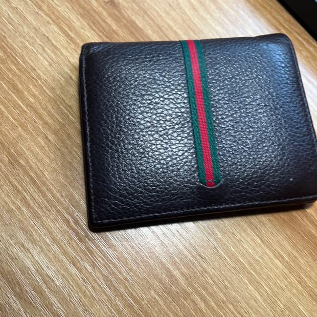 가죽지갑 팔아요