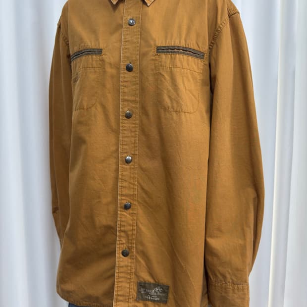 gap shirt