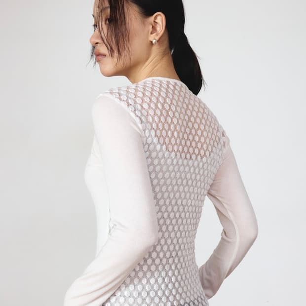 아모르사이 아모르샤이 BACK DOT LONG SLEEVE