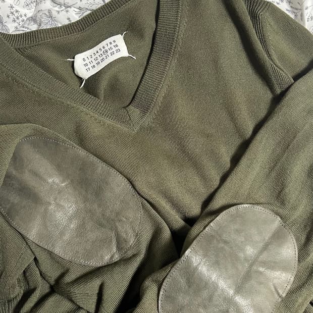 마르지엘라 엘보우 패치 니트