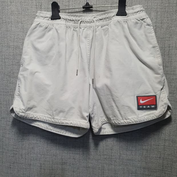 나이키 팀  우븐 반바지 