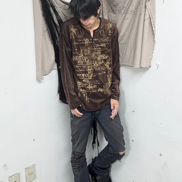 [Beaumont Carr]2000s Punk Lettering Brow