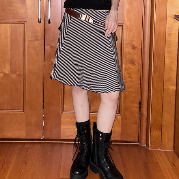 Mono Flare Skirt