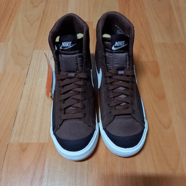 나이키 블레이저77 245