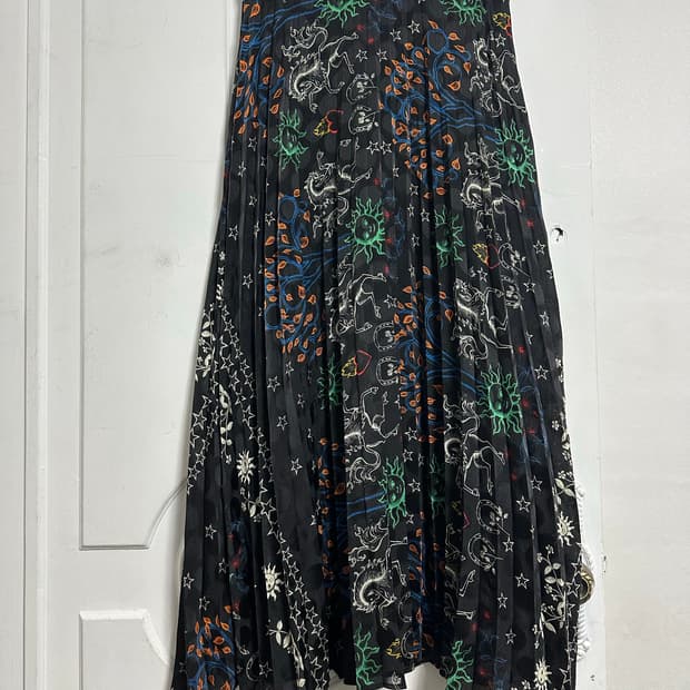 산드로 프린팅 스커트