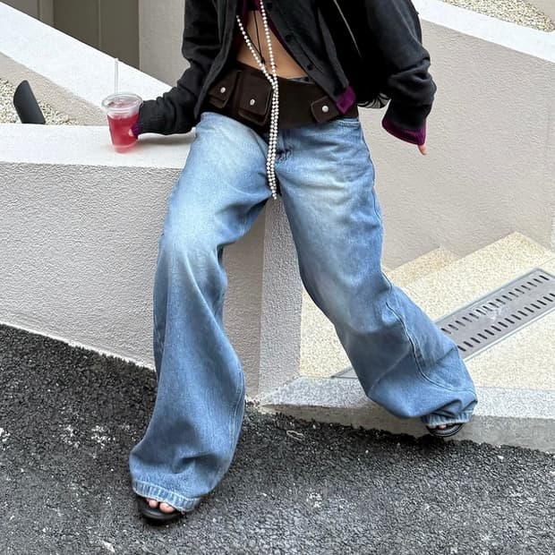 럭키슈에뜨 low rise washing wide denim pants