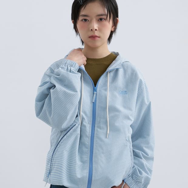 코드그라피 체크 후드 점퍼-스카이 블루